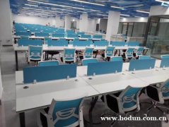 出售大量95新办公家具：办公桌椅 前台 沙发茶几 文件柜屏风